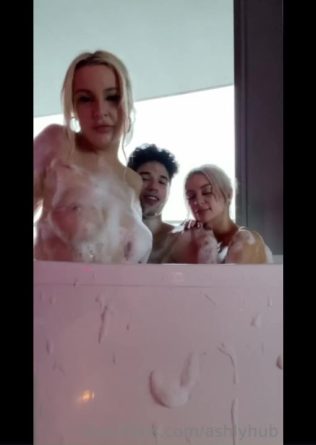 Tana Mongeau Nude Bathtub Blowjob Onlyfans Video Leaked Thotsflix