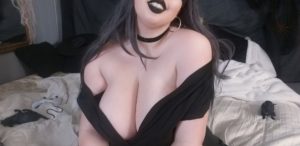 Striderscribe Nude Goth Mommy / Witch Student