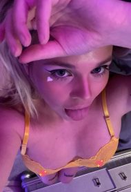 DaniiNSFW